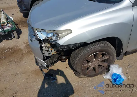 2011 Toyota Highlander Se V6 z USA, uszkodzony, nr VIN 5TDBK3EH6BS043597